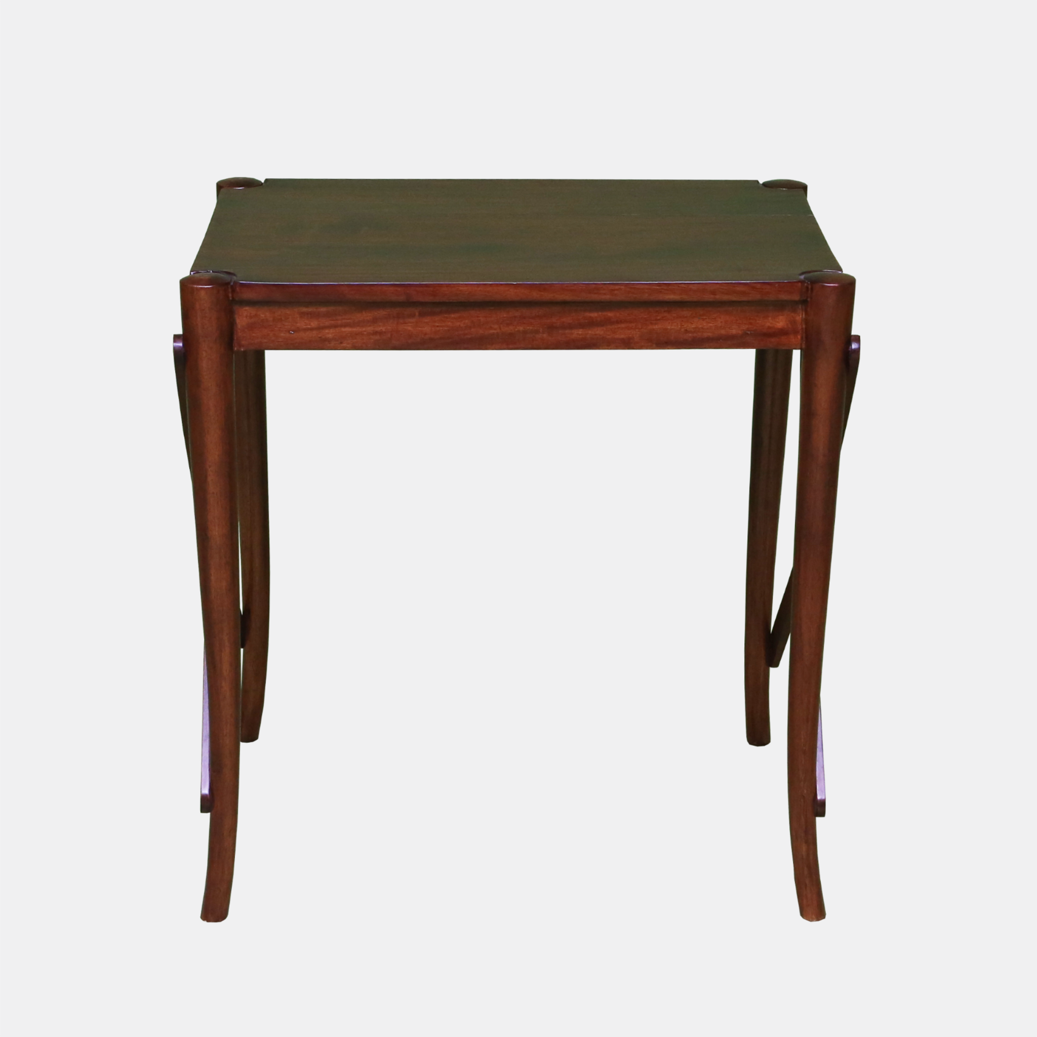 NESTING TABLE 543.12 (THREE PIECES)